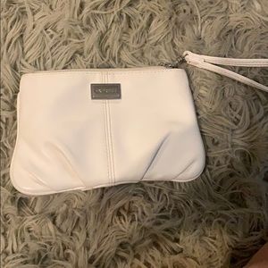 White clutch
